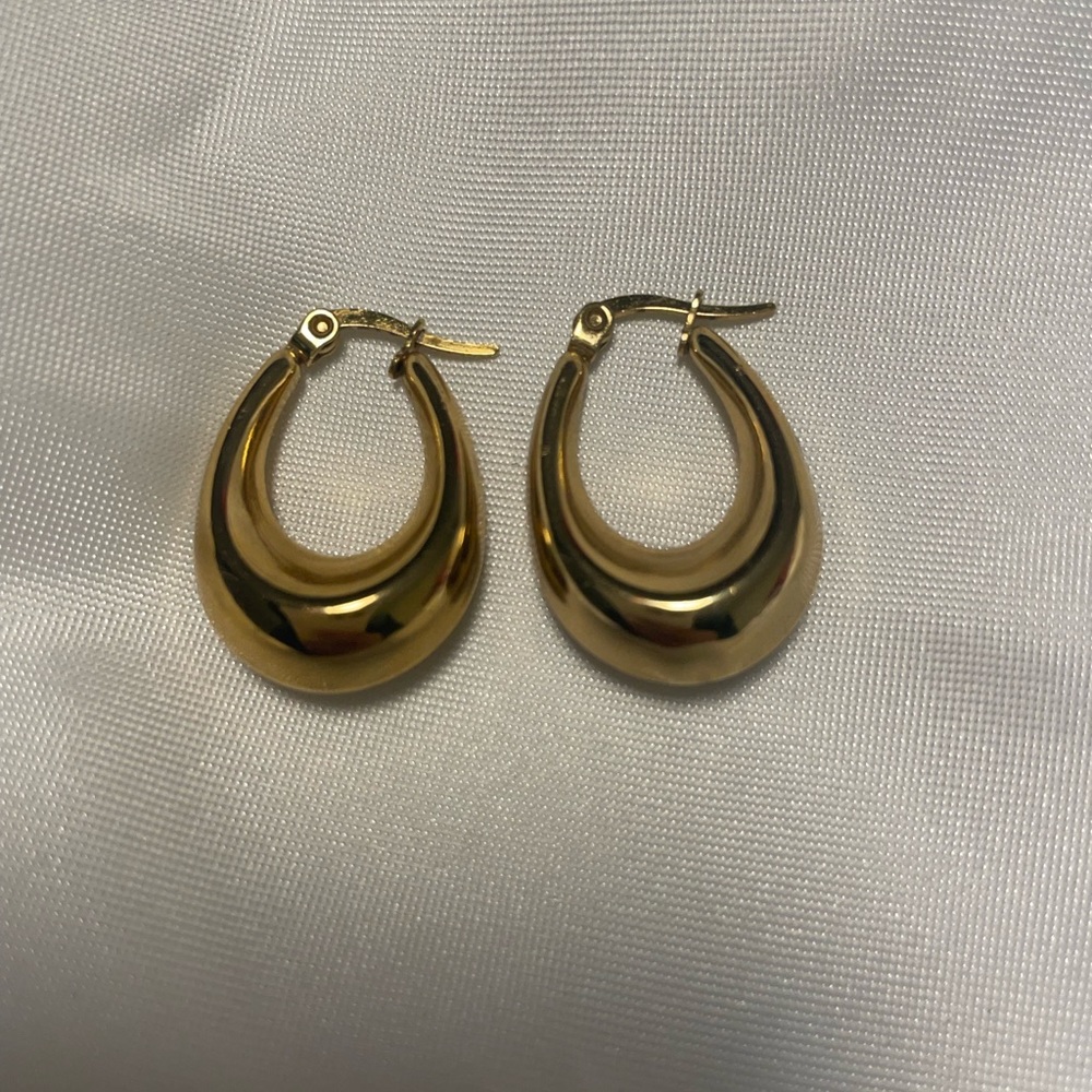 gold Hoop earrings